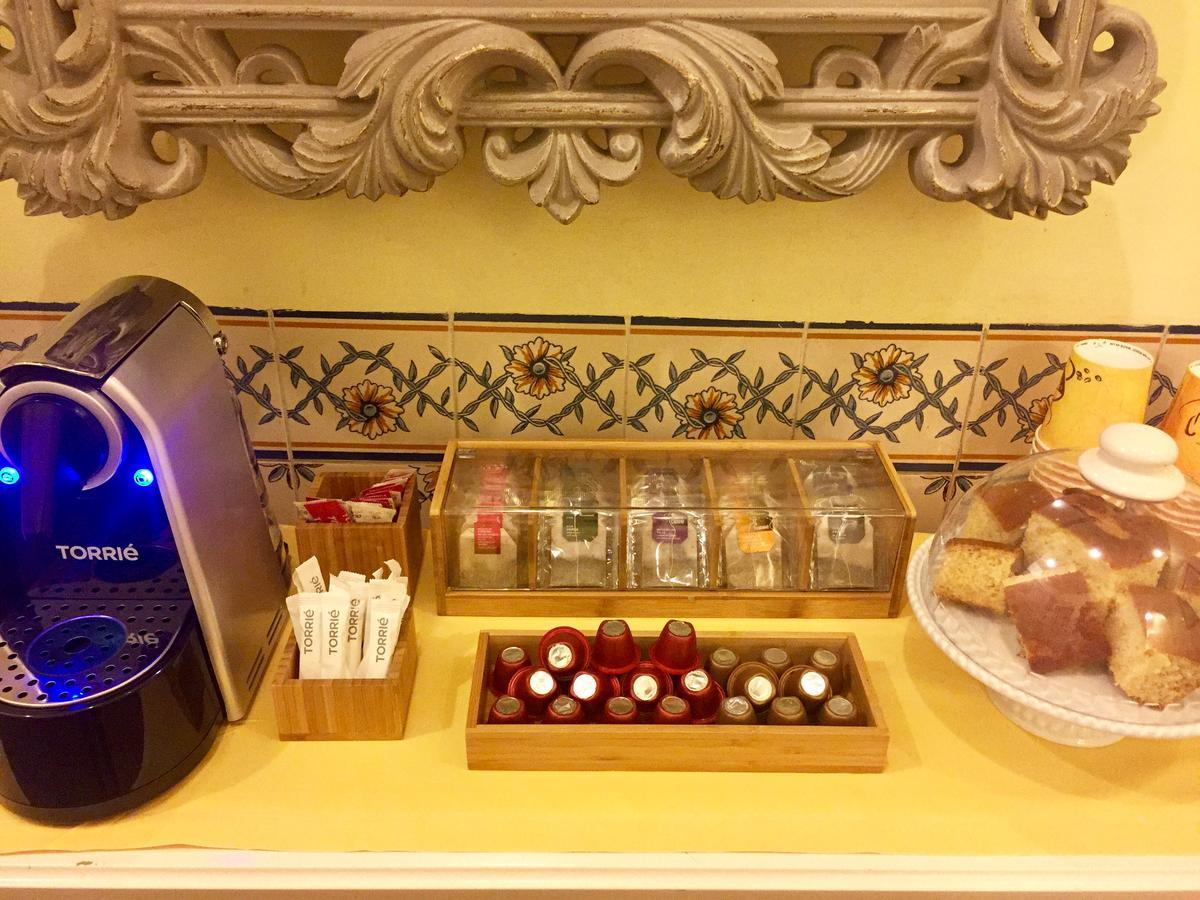 Hotel Pensao Flor Da Baixa Lizbona Zewnętrze zdjęcie
